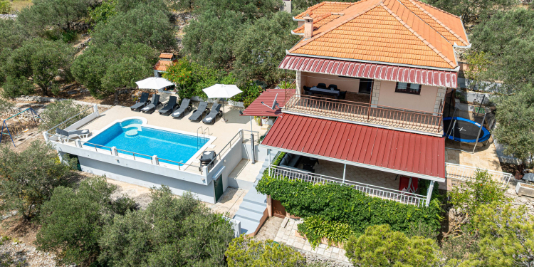Holiday Home Pelegrin Gordana