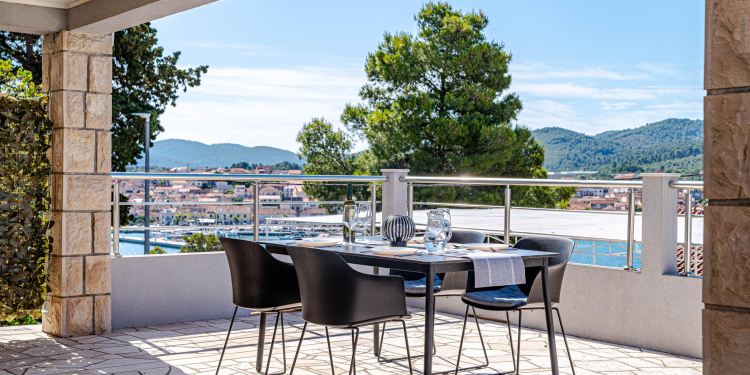 Apartment Doris with amazing sea view